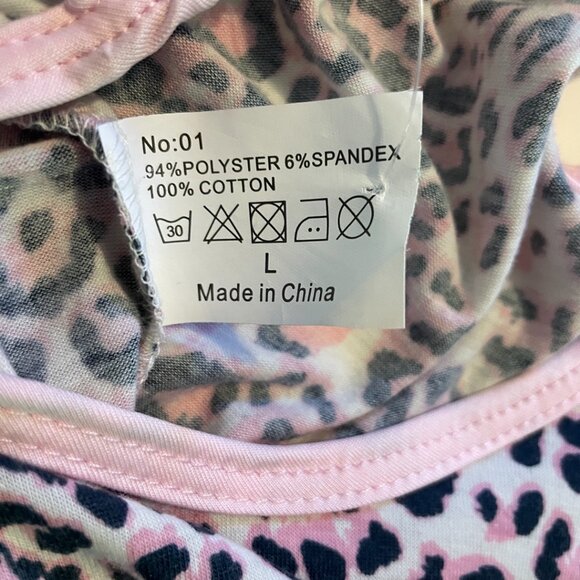 Kuoser Pink Leopard Print Dog Onesie Costume - Picture 7 of 11